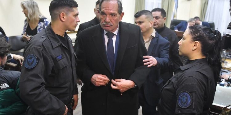 La familia de José Alperovich aseguró que “es inocente” y que “no se va a detener” hasta demostrarlo