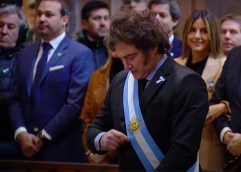 Milei no dijo nada, pero festejó la Ley Bases a través de un comunicado e invitó al Pacto de Mayo