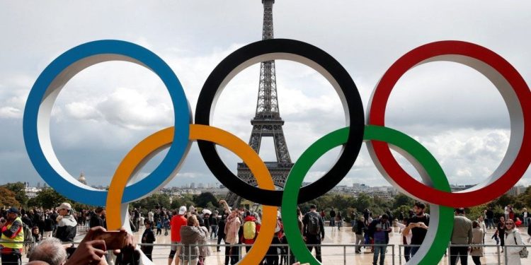 Milei suma millas en el exterior: confirmó que viajará a París para la apertura de los JJOO