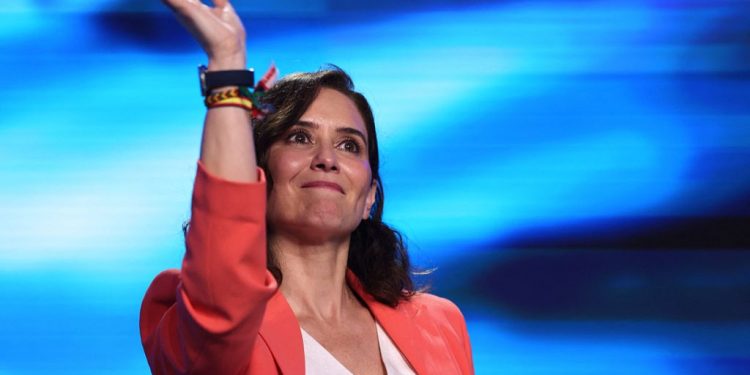 Milei suma polémicas, rechazos y un reconocimiento dudoso en otra visita a España sin carácter oficial