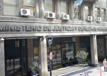 Sin acceso a la justicia: el Gobierno cierra 81 CAJ en todo el país