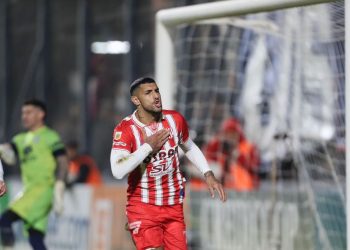 Unión ganó en un tierra difícil y la Liga Profesional agregó otro puntero