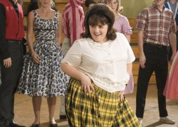 Alcanzó la cima de Hollywood actuando con Zac Efron y John Travolta pero hoy trabaja como maquilladora y peluquera