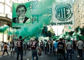 ATE vuelve a marchar al Congreso para condenar la “criminalización de la protesta social”