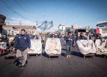 Cartoneros, carreros y recicladores marcharon en Córdoba y Buenos Aires