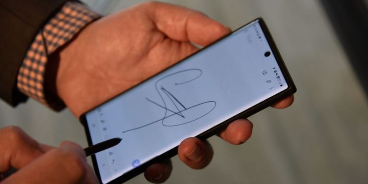 El Gobierno oficializó los cambios en la firma digital: se podrá validar y registrar de forma remota