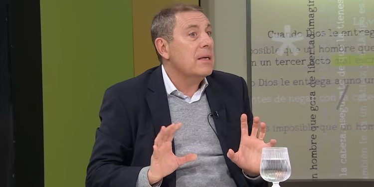 Gabriel Oddone cree que aumentar impuestos sería “inconveniente” en el actual contexto