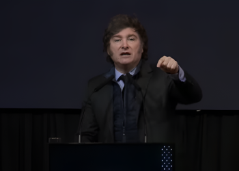 Javier Milei volvió a defender los fondos reservados para la SIDE y dijo: “Voy a ser reelecto y voy a poner a Argentina de pie”