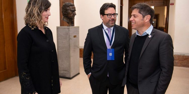 Kicillof en Uruguay: «Tenemos que trabajar por la integración regional desde la Provincia»