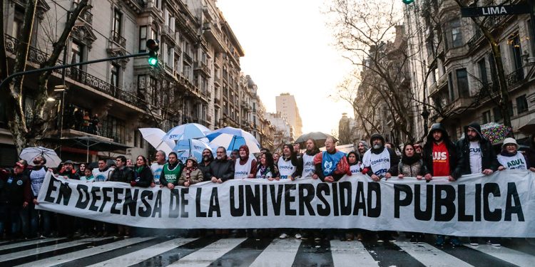 La oposición en el Senado va por más: impuso su mayoría para tratar el aumento del presupuesto universitario