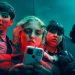 La retorcida miniserie de Netflix sobre un grupo de adolescentes que se descargan una extraña aplicación que desatará el horror