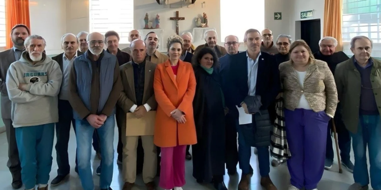 UCR pide “máxima sanción” a los diputados de La Libertad Avanza que visitaron genocidas