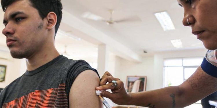 Comienza la vacunación contra el dengue: ¿quiénes serán los primeros?