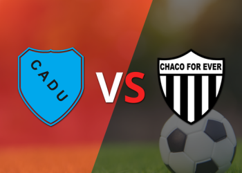Def. Unidos y Chaco For Ever empatan sin goles en el inicio del segundo tiempo