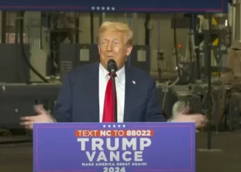 Donald Trump se reunió con Volodímir Zelenski y prometió “resolver” la guerra en Ucrania