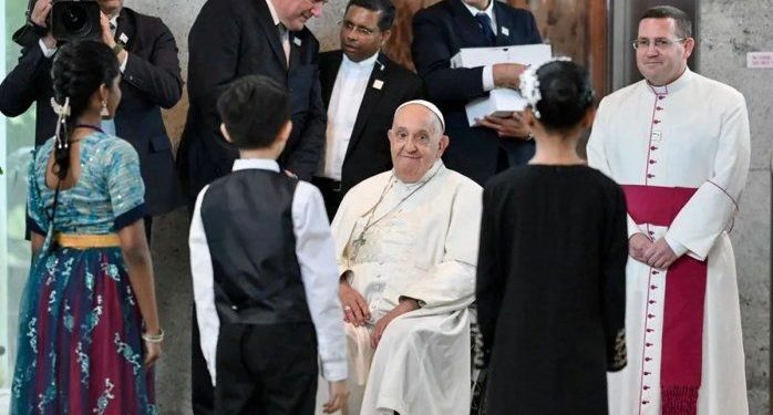 El papa Francisco visita Singapur, última etapa de su larga gira por Asia-Pacífico