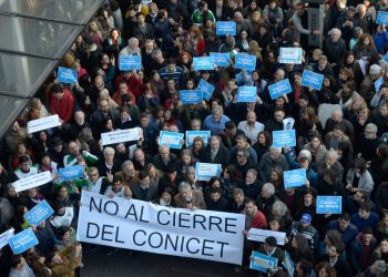 El Presupuesto 2025 profundiza el desfinanciamiento de la ciencia y la educación: «Es un golpe de nocaut»
