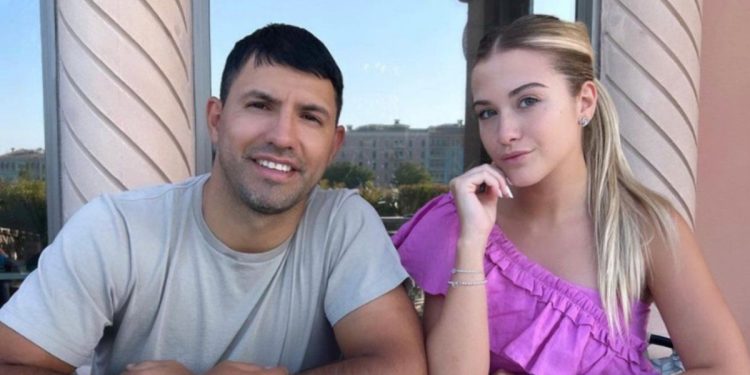 El Sergio “Kun” Agüero anunció el nacimiento de su hija Olivia con una emotiva imagen