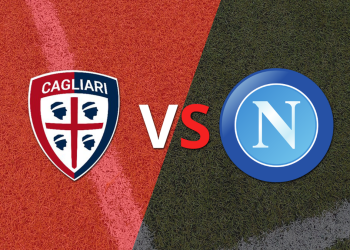 Goleada 3-0 de Napoli a Cagliari