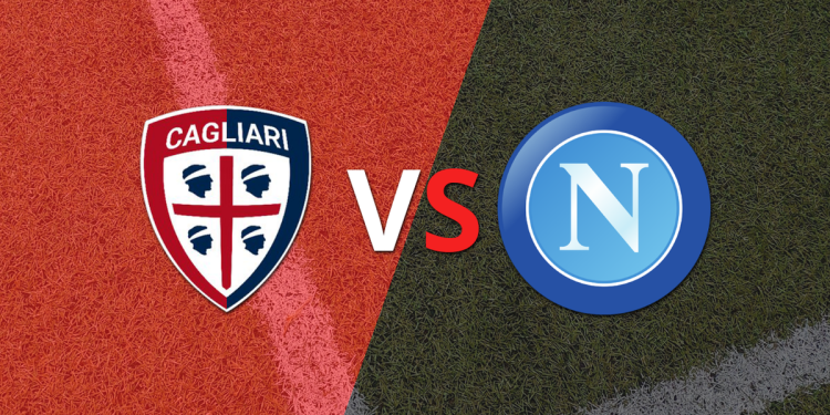 Goleada 3-0 de Napoli a Cagliari