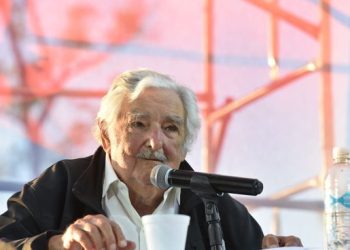 José Mujica continúa “estable” tras su operación y evoluciona dentro de lo previsto