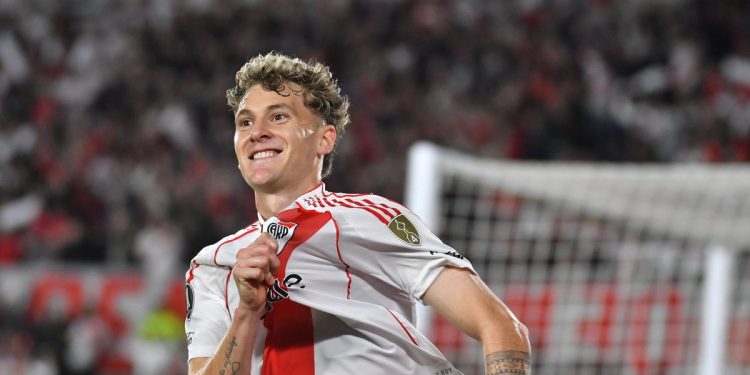 Lejos de su mejor versión, River ganó y se ilusiona con la mística en la Libertadores