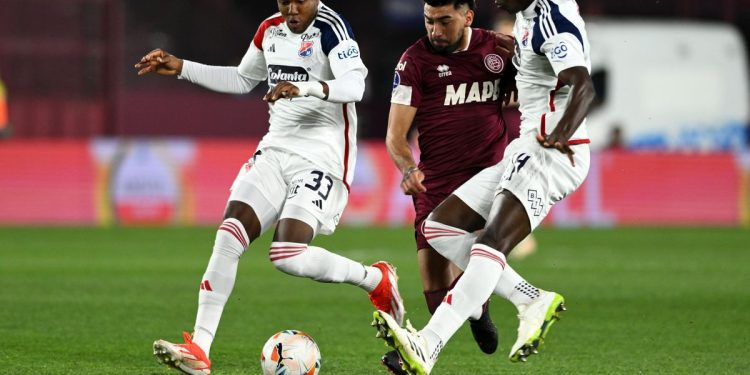 Paso en falso: Lanús empató de local y deberá ganar en Colombia para seguir en la Sudamericana
