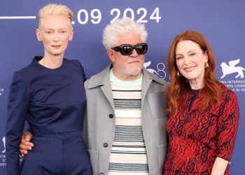 Pedro Almodóvar presenta “The Room Next Door” en Venecia y habla sobre su postura a favor de la eutanasia