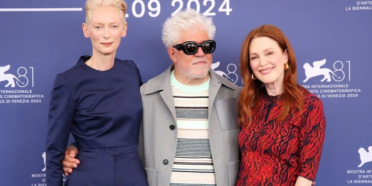 Pedro Almodóvar presenta “The Room Next Door” en Venecia y habla sobre su postura a favor de la eutanasia