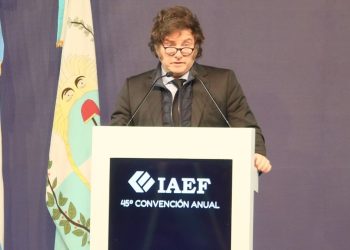 “Saludos, esto va para vos”: Javier Milei cargó contra Cristina Kirchner y habló de dólar, inflación y fin del cepo