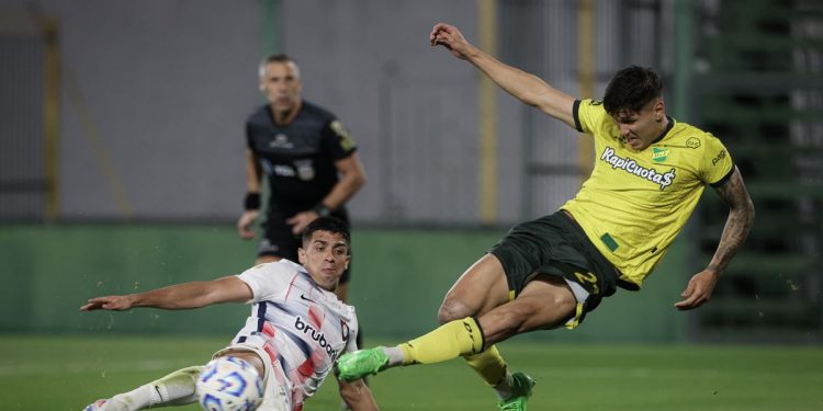 San Lorenzo visita a Defensa y Justicia en un duelo de urgencias