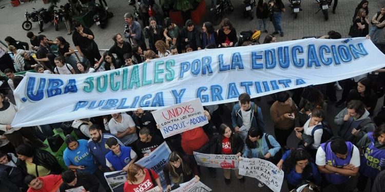 Fuerte repudio a los diputados que acompañaron el veto, paro total y plan de lucha