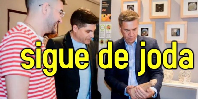 Zdero sigue de joda, ahora acompañó la Feria Internacional de Arte A362 en el Club Social