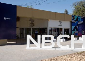 NBCH en la FIL: charla sobre literatura y tecnología con Julio López