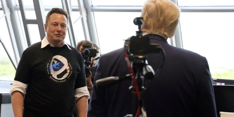 Advierten a Elon Musk que sorteos millonarios para fomentar el voto en EEUU pueden ser ilegales