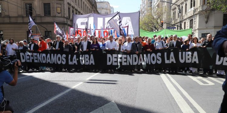 Asamblea Interfacultades de la UBA anunció dos nuevas medidas de fuerza