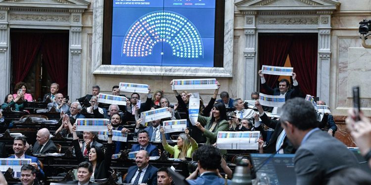 Boleta Única de Papel: el debate se traslada a la provincia de Buenos Aires