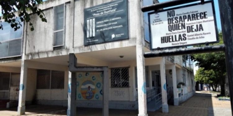 Charla de Daniel Santucho Navajas en el ex Pozo de Banfield