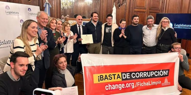 Ciudad: el proyecto de “Ficha limpia” obtuvo dictamen en la Legislatura porteña