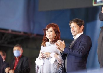 Cristina Kirchner le respondió a Milei: «Aunque me maten y de mí no queden ni las cenizas… tu gobierno es un fracaso y vos como Presidente das vergüenza ajena»