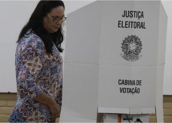 Elecciones municipales en Brasil: con apoyo de Lula, el alcalde de Río de Janeiro venció a bolsonarista; en San Pablo habrá balotaje