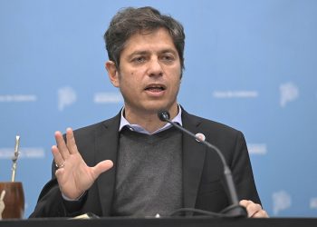 En el Día de la Salud Mental, Kicillof lanzó 0800 y anunció que construirán 18 nuevos centros de cuidados