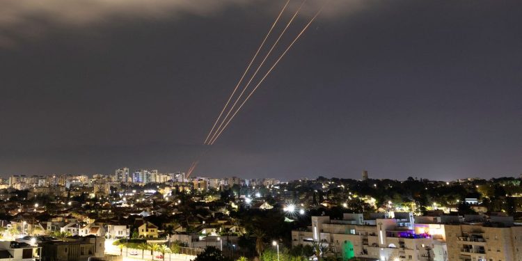 Israel, tras lanzamiento de misiles desde Irán: “Vamos a responder a este ataque sin precedentes”