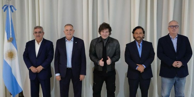 Javier Milei, confiado por la llegada de aliados en el Congreso: “Estaríamos sumando cerca de 105 diputados”