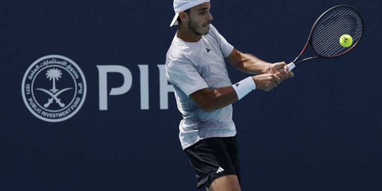 Jornada para el olvido del tenis argentino en Basilea y Viena