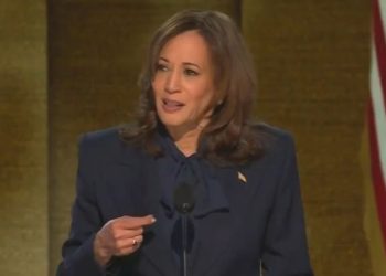 Kamala Harris afirmó que no discutirá la paz en Ucrania con Putin sin Zelenski