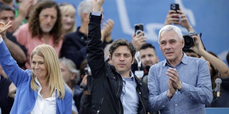 Kicillof en Berisso: muestra de músculo político y primer ensayo con el traje de candidato presidencial