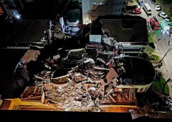 Kicillof monitorea el operativo de rescate en Villa Gesell tras enviar personal y equipos