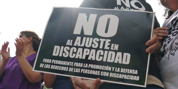 La oposición cuestionó en Diputados el ajuste a las pensiones por discapacidad