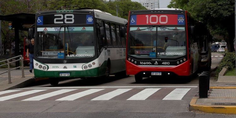 La UTA define si los colectivos se adhieren al paro de transporte
